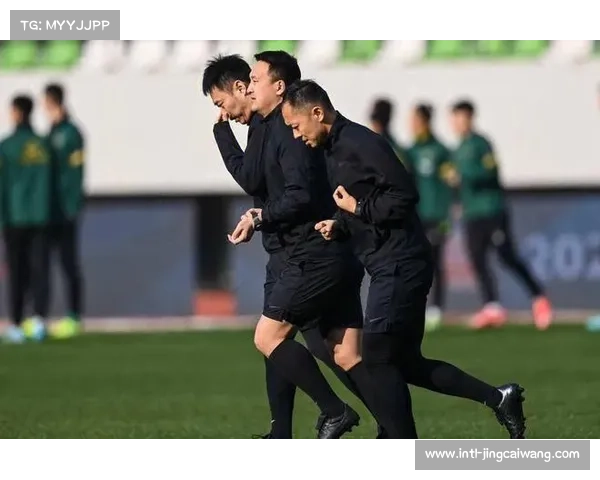 足球裁判职业化加速推进全职裁判制度逐渐完善助力联赛公平公正