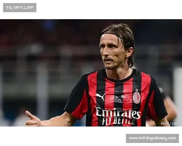 哲科39岁续约一年，与莫德里奇成意甲最年长组合